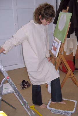 Comme modle pour les traces de pas dans le sable, on n'est jamais mieux servie que par soi-mme !