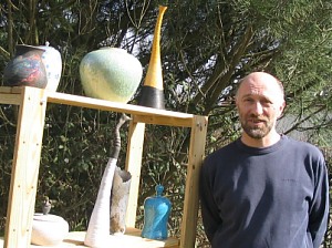 Jacky Mrigeau aime la diversit : Raku, grs, porcelaine...